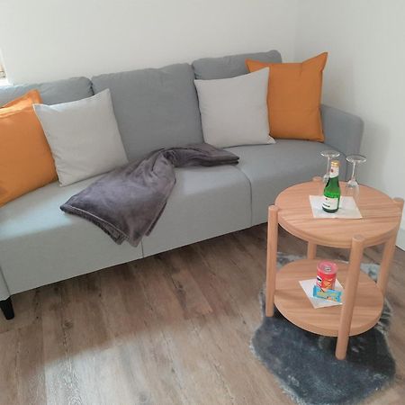 Ferienwohnung Im Zentrum Mit Balkon Und Parkplatz กมุนเดน ภายนอก รูปภาพ