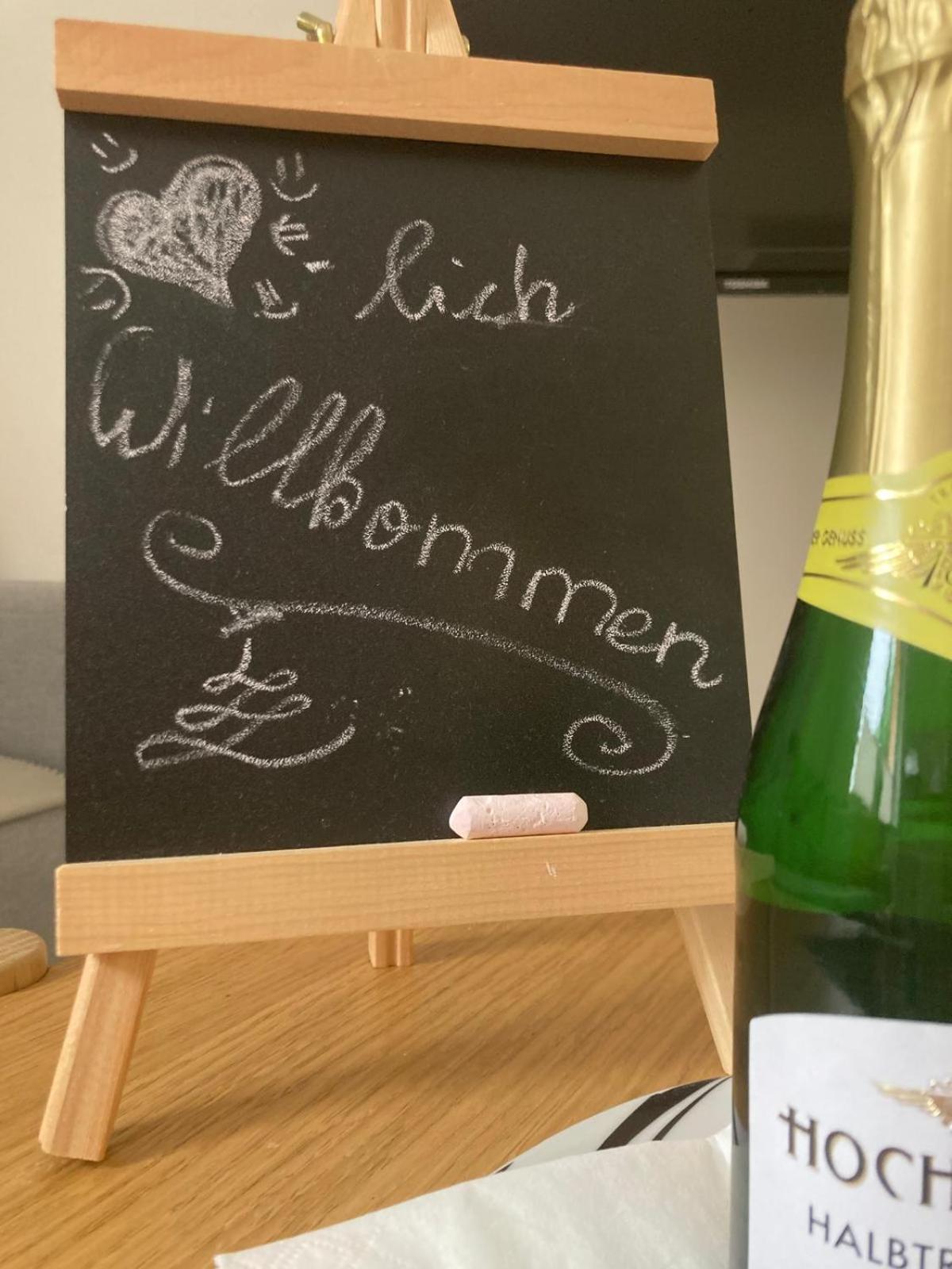 Ferienwohnung Im Zentrum Mit Balkon Und Parkplatz กมุนเดน ภายนอก รูปภาพ
