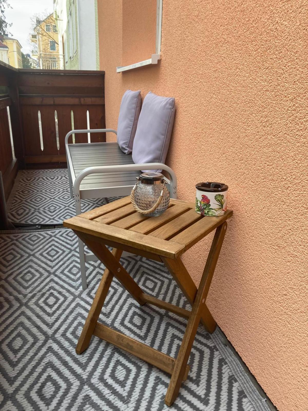 Ferienwohnung Im Zentrum Mit Balkon Und Parkplatz กมุนเดน ภายนอก รูปภาพ